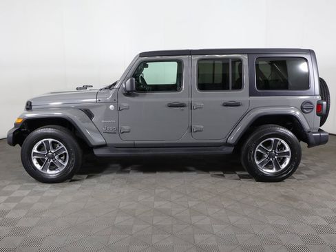 Used 2021 Jeep Wrangler Unlimited Sahara w/ Uconnect 4C Nav & Sound Group image 14