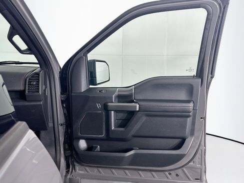 Used 2020 Ford F150 Lariat w/ Equipment Group 502A Luxury AWD/4WD image 31