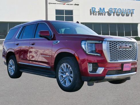 Used 2024 GMC Yukon Denali w/ Max Trailering Package image 13