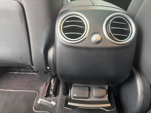 Used 2022 Mercedes-Benz GLC 43 AMG 4MATIC image 23
