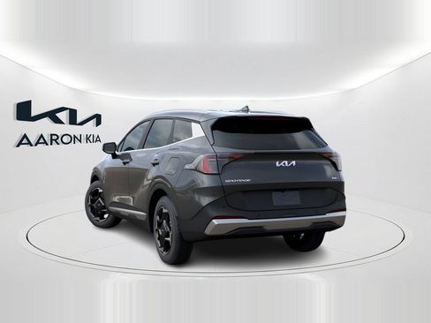 New 2026 Kia Sportage EX AWD/4WD image 4