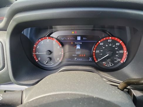 Used 2024 Nissan Titan PRO-4X w/ Pro-4x Convenience Package AWD/4WD image 26