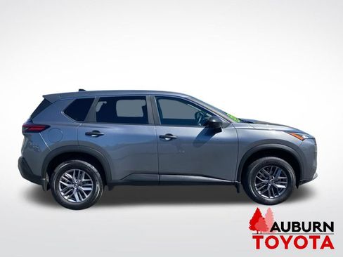 Used 2023 Nissan Rogue S FWD image 6