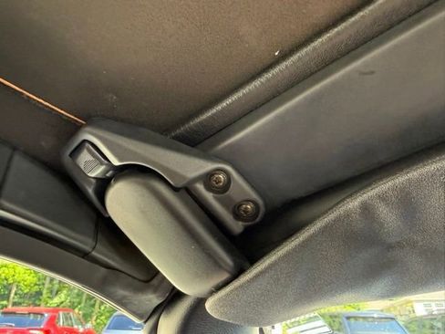 Used 2003 Toyota MR2 RWD image 56