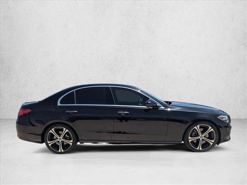 Used 2023 Mercedes-Benz C 300 Sedan image 4