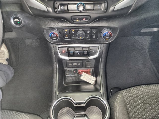 Used 2023 GMC Terrain SLE w/ Driver Convenience Package FWD image 19