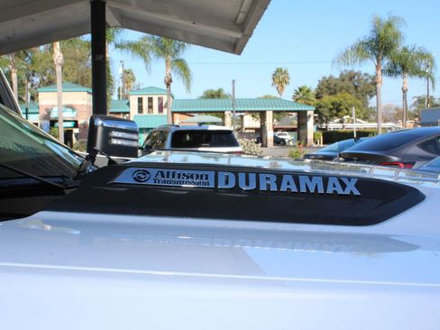 Used 2023 Chevrolet Silverado 2500 LTZ w/ LTZ Plus Package image 35