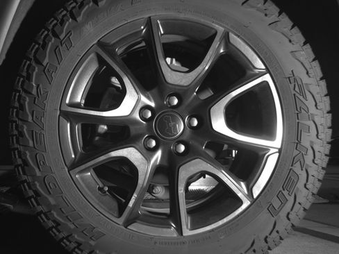 Used 2025 Jeep Compass Trailhawk AWD/4WD image 14