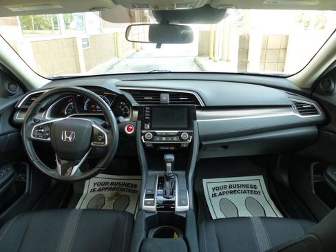 Used 2019 Honda Civic EX image 29