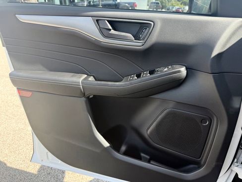 New 2026 Ford Escape Active FWD image 17