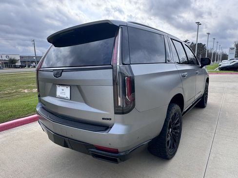 Used 2024 Cadillac Escalade Sport Platinum w/ LPO, ONYX Package image 5