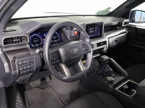 Used 2025 Toyota 4Runner TRD Off-Road AWD/4WD image 7