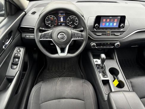 Certified 2021 Nissan Altima 2.5 S image 22