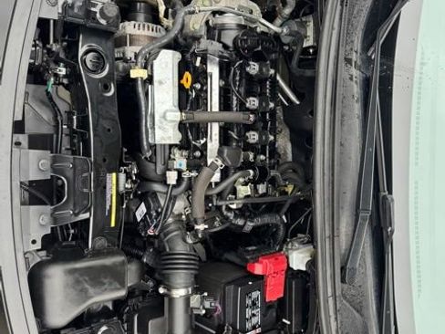 Used 2021 Nissan Versa S image 27