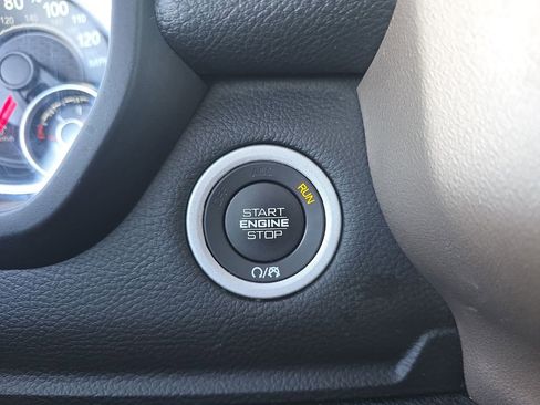 Used 2021 RAM 1500 Laramie image 26