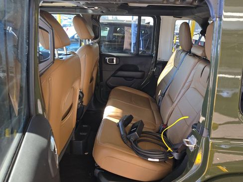 Used 2023 Jeep Wrangler Unlimited Sahara w/ Cold Weather Group image 10