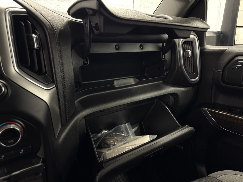 Used 2020 Chevrolet Silverado 1500 LT Trail Boss AWD/4WD image 27