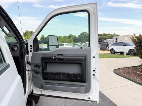 Used 2012 Ford F450 XL w/ PWR Equipment Group AWD/4WD image 19