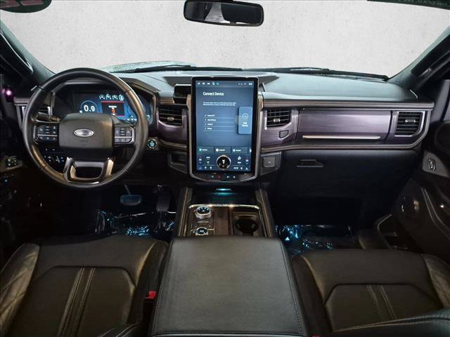 Used 2022 Ford Expedition Platinum AWD/4WD image 16