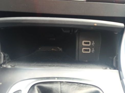 Used 2018 Ford Edge Titanium w/ Equipment Group 301A image 34