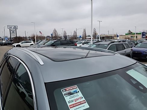 Used 2023 Cadillac XT5 Premium Luxury image 6