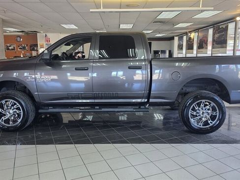 Used 2016 RAM 3500 Tradesman w/ Popular Equipment Group AWD/4WD image 2