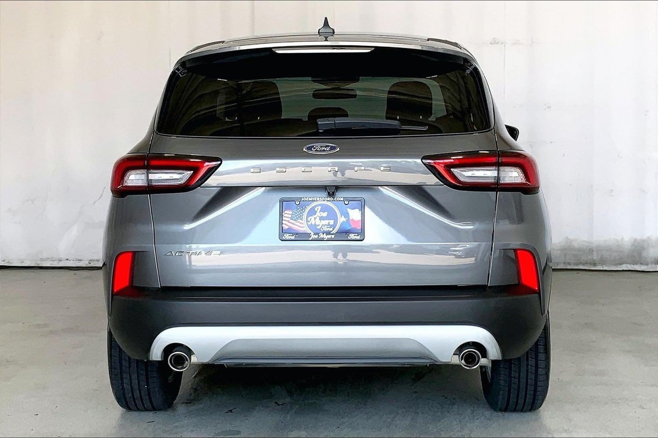 Used 2024 Ford Escape Active FWD image 3