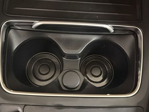 Used 2017 BMW 320i Sedan image 24