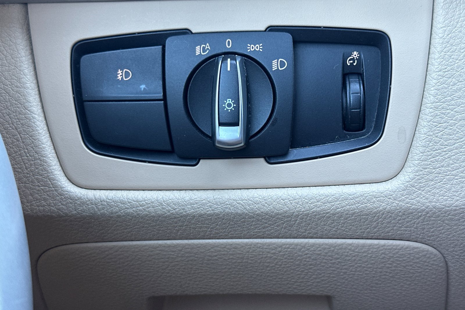 Used 2013 BMW 328i Sedan RWD image 40