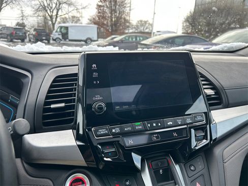 Used 2018 Honda Odyssey EX-L image 23