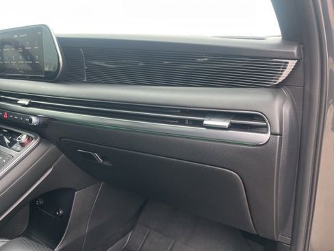 Used 2024 Hyundai Palisade Calligraphy image 60