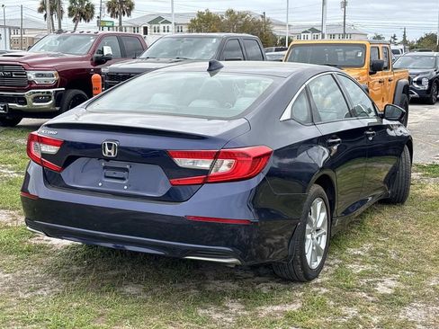 Used 2018 Honda Accord LX image 5