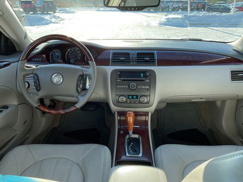 Used 2009 Buick Lucerne CXL image 14