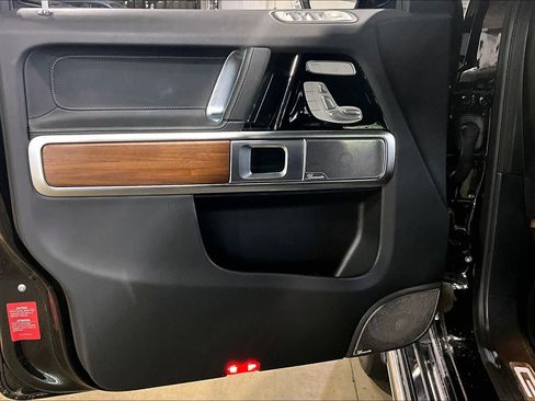 Used 2025 Mercedes-Benz G 580 w/ EQ Technology image 20