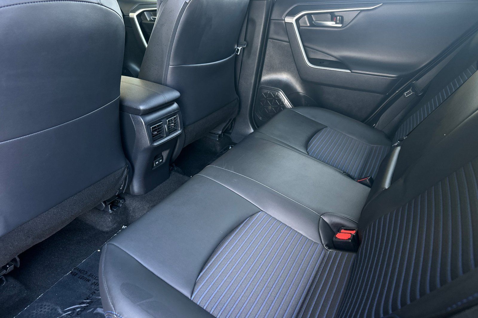 Certified 2024 Toyota RAV4 XSE AWD/4WD image 11