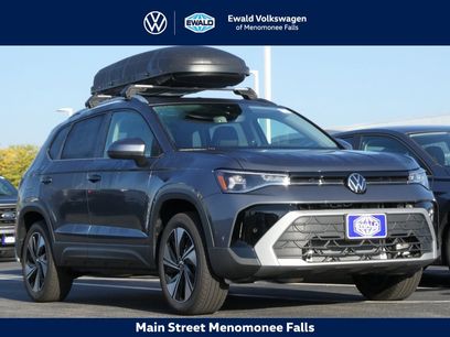 New 2025 Volkswagen Taos SE