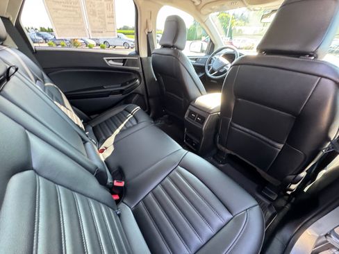 Used 2023 Ford Edge SEL w/ Convenience Package AWD/4WD image 15