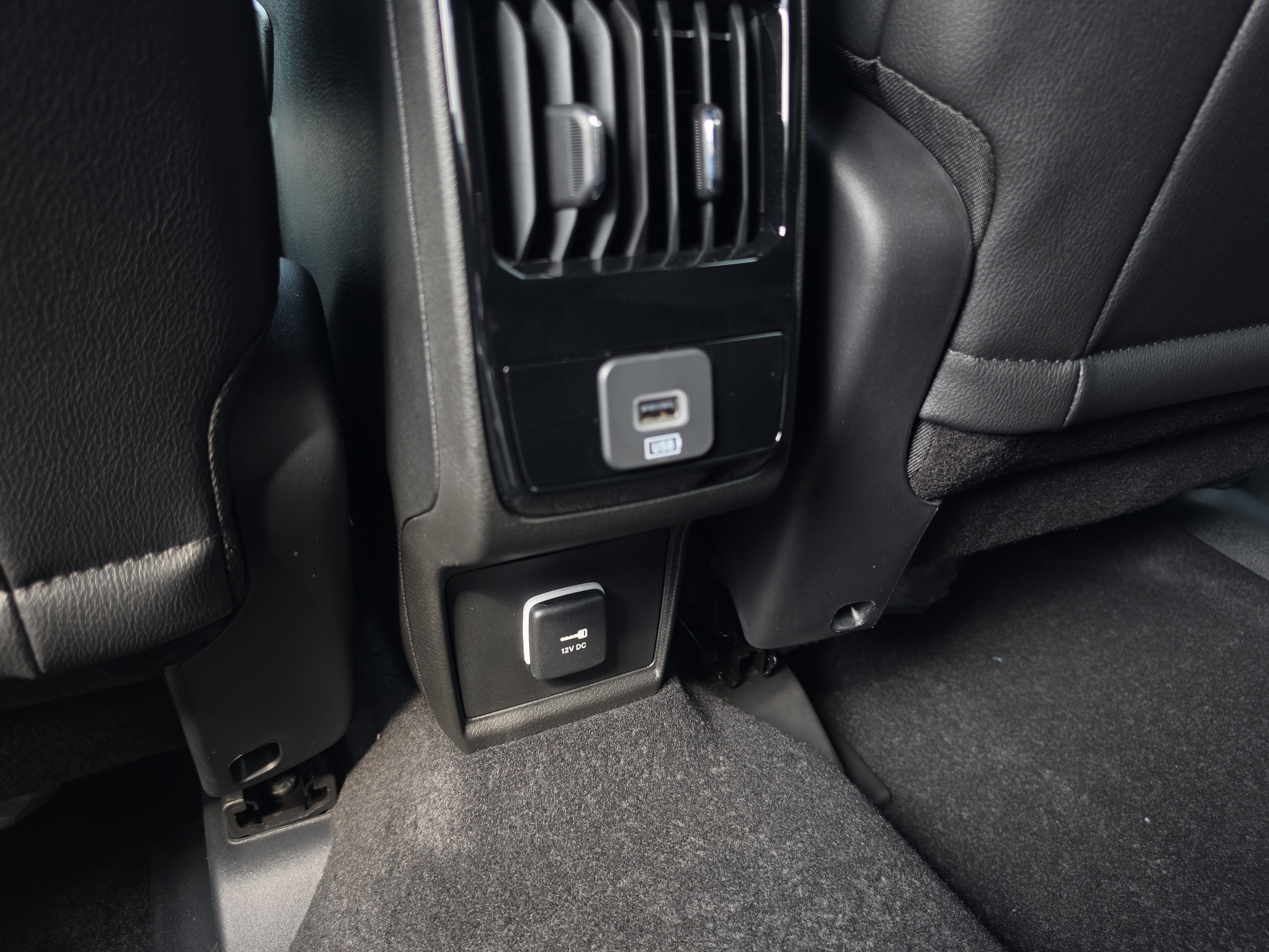 New 2026 Jeep Compass Limited AWD/4WD image 16