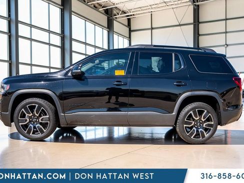 Used 2021 GMC Acadia SLT w/ Elevation Edition FWD image 2