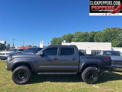 Used 2021 Toyota Tacoma TRD Pro AWD/4WD image 4