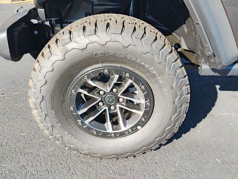 New 2026 Jeep Wrangler Unlimited Sport AWD/4WD image 10