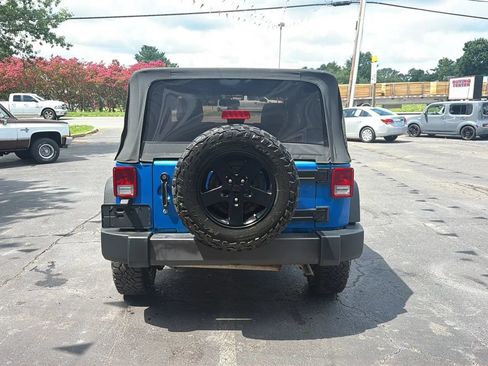 Used 2016 Jeep Wrangler Sport AWD/4WD image 5