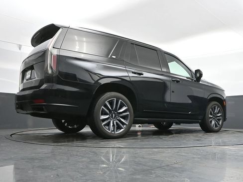Used 2023 Cadillac Escalade Sport AWD/4WD image 42