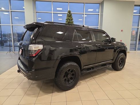 Used 2019 Toyota 4Runner Limited image 7