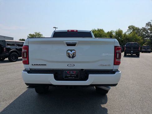 Used 2022 RAM 2500 Laramie AWD/4WD image 5