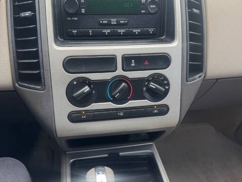 Used 2007 Ford Edge SE FWD image 14