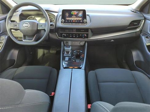 Certified 2025 Nissan Rogue S image 18