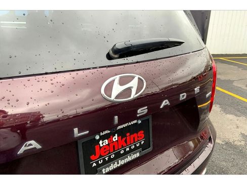 Used 2024 Hyundai Palisade Limited AWD/4WD image 34