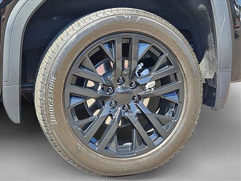 Certified 2024 GMC Sierra 1500 Denali AWD/4WD image 30
