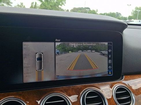 Used 2020 Mercedes-Benz E 450 4MATIC Wagon image 21